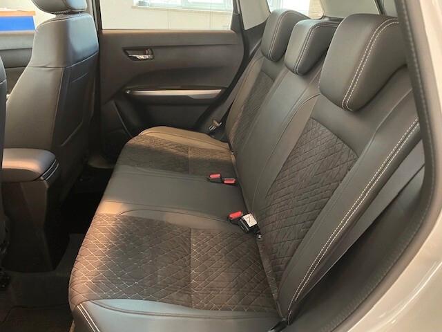 Suzuki Vitara 1.5 140V Hybrid A/T 4WD AllGrip Starview