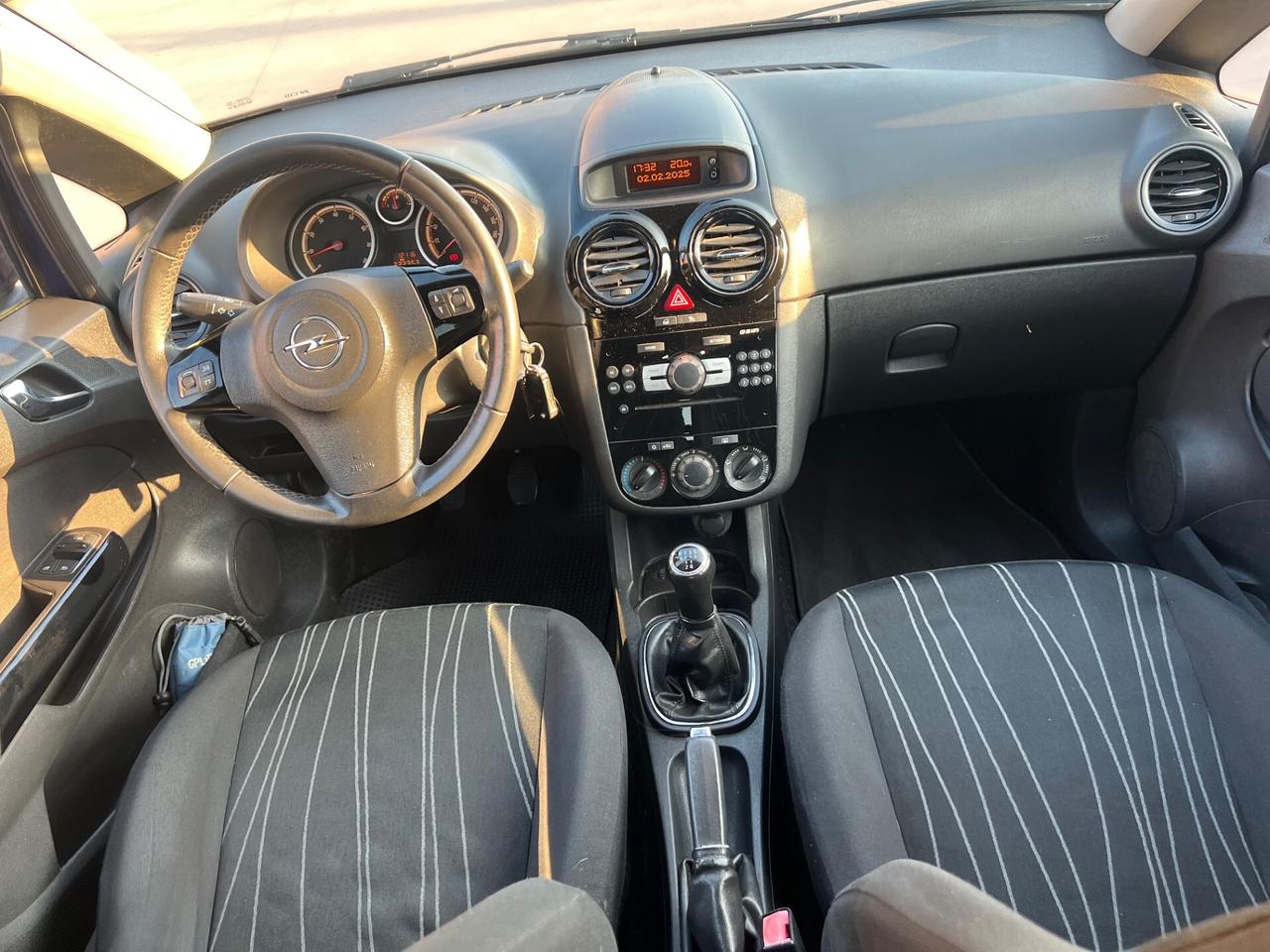 Opel Corsa 1.2 80CV 5 porte GPL-TECH Club
