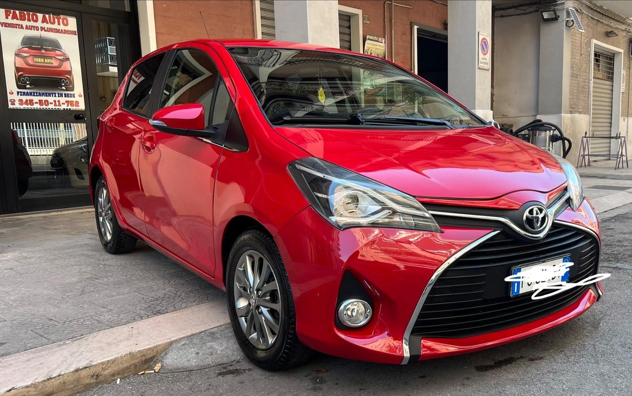Toyota Yaris 1.0 5 porte Lounge