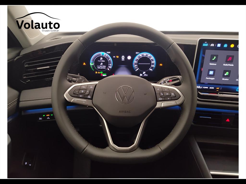 VOLKSWAGEN Tiguan III 2024 - Tiguan 1.5 tsi ehybrid Life 204cv dsg