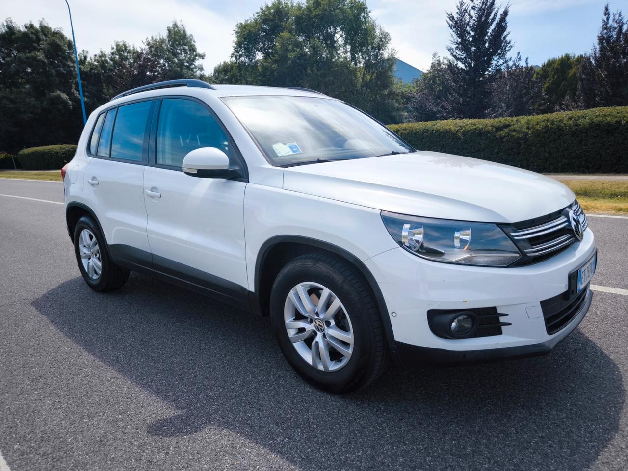 VOLKSWAGEN TIGUAN 1,4 TSI BENZINA 122 CV-OK NEOPATENTATI-GANCIO TRAINO