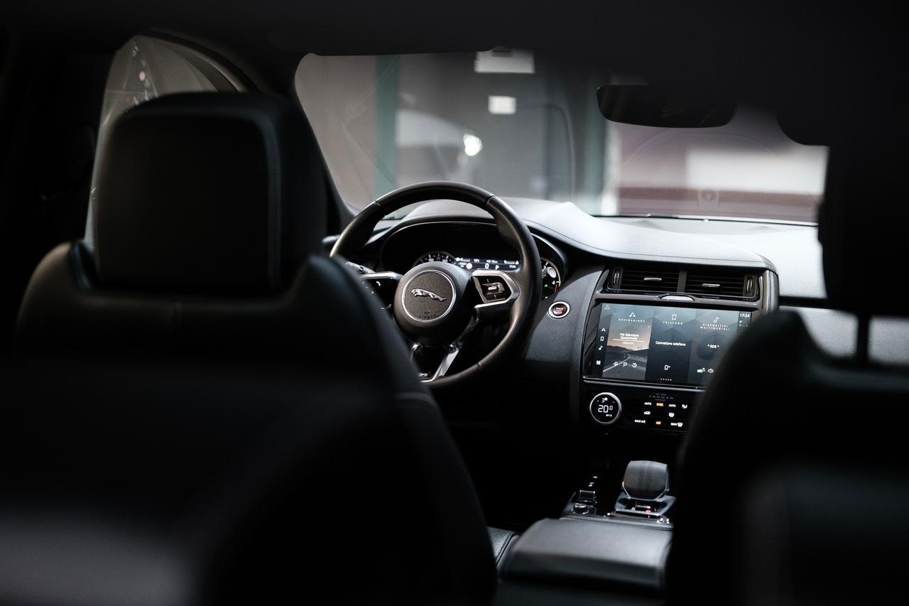 Jaguar E-Pace 2.0D I4 163 CV AWD Auto R-Dynamic HSE
