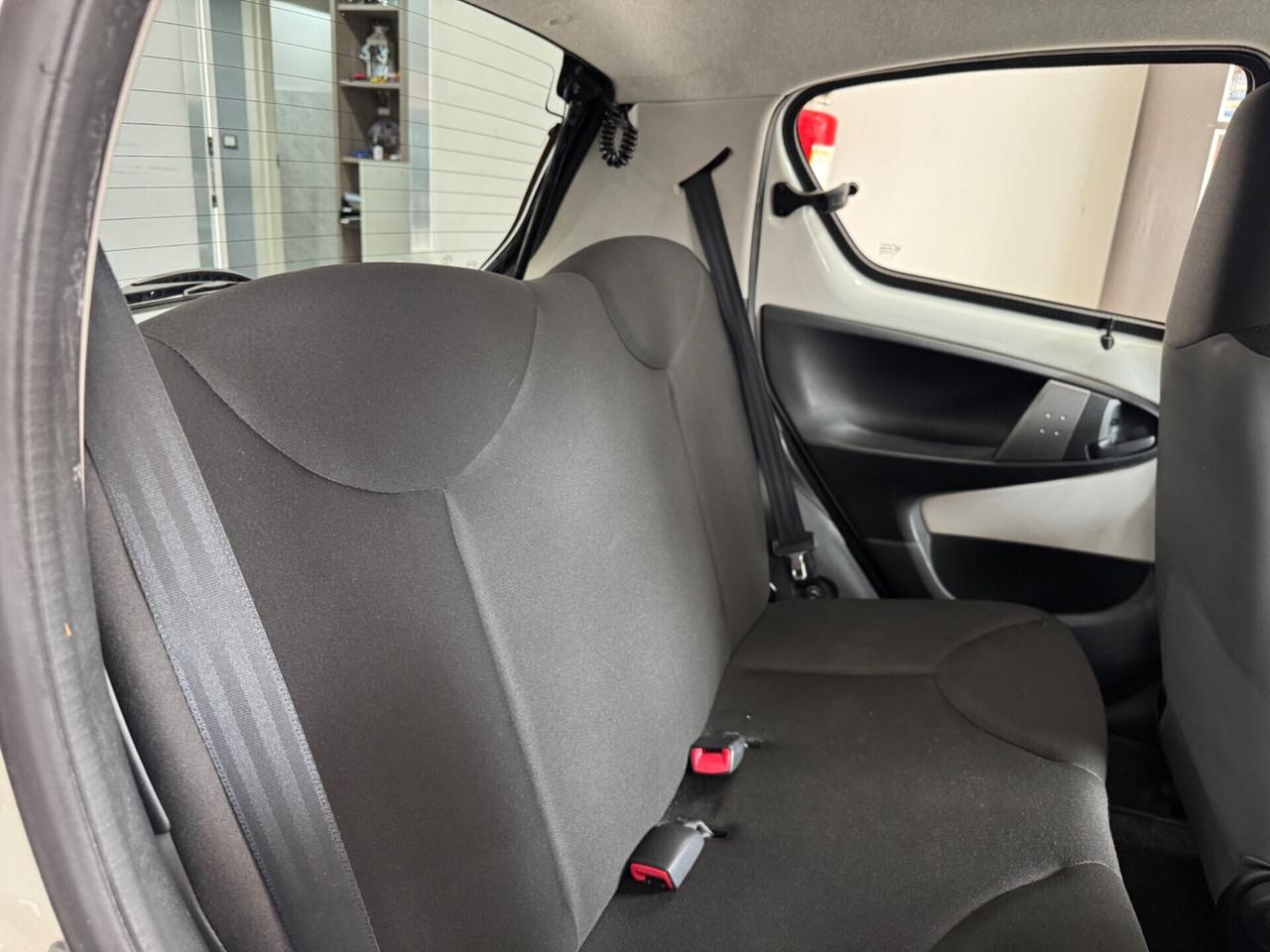 Toyota Aygo 1.0 benzina 5 porte Active Connect