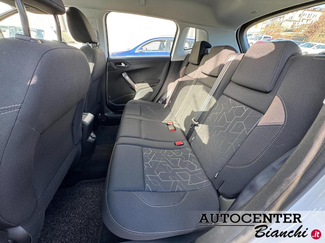 Peugeot 2008 2008 1.6 bluehdi Active s&s 100cv