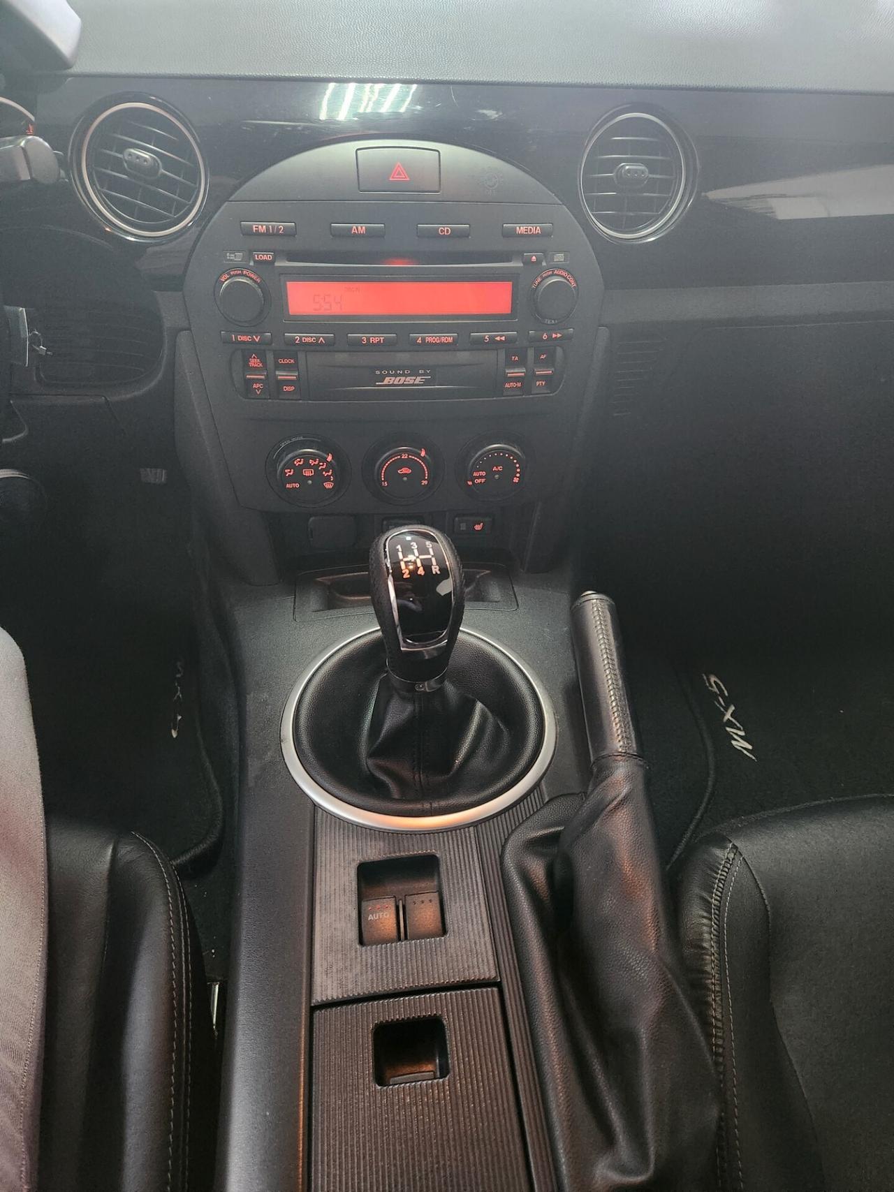Mazda MX-5 1.8b 16V CABRIO