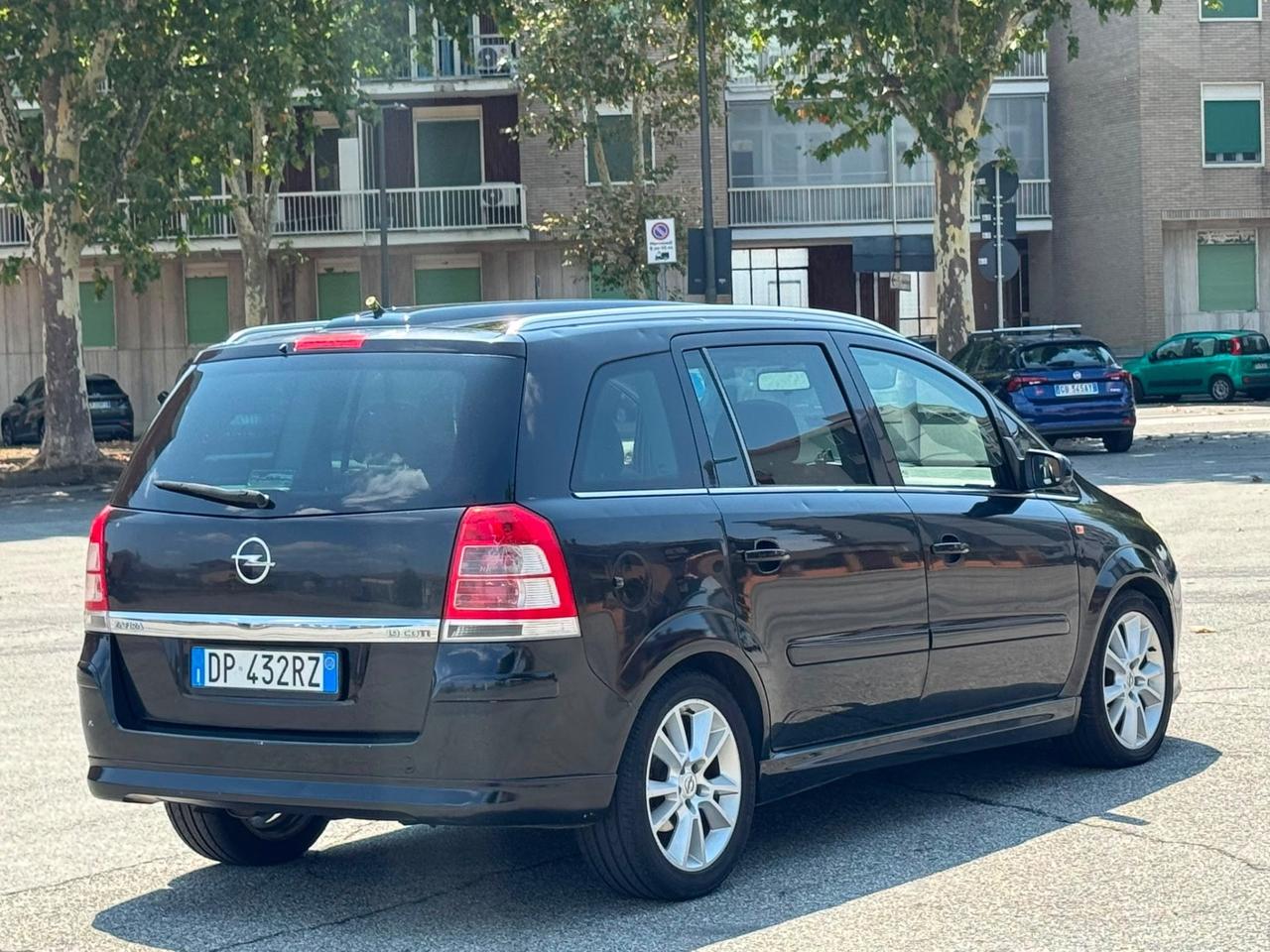 Opel Zafira 1.9 16V CDTI 150CV aut. Cosmo