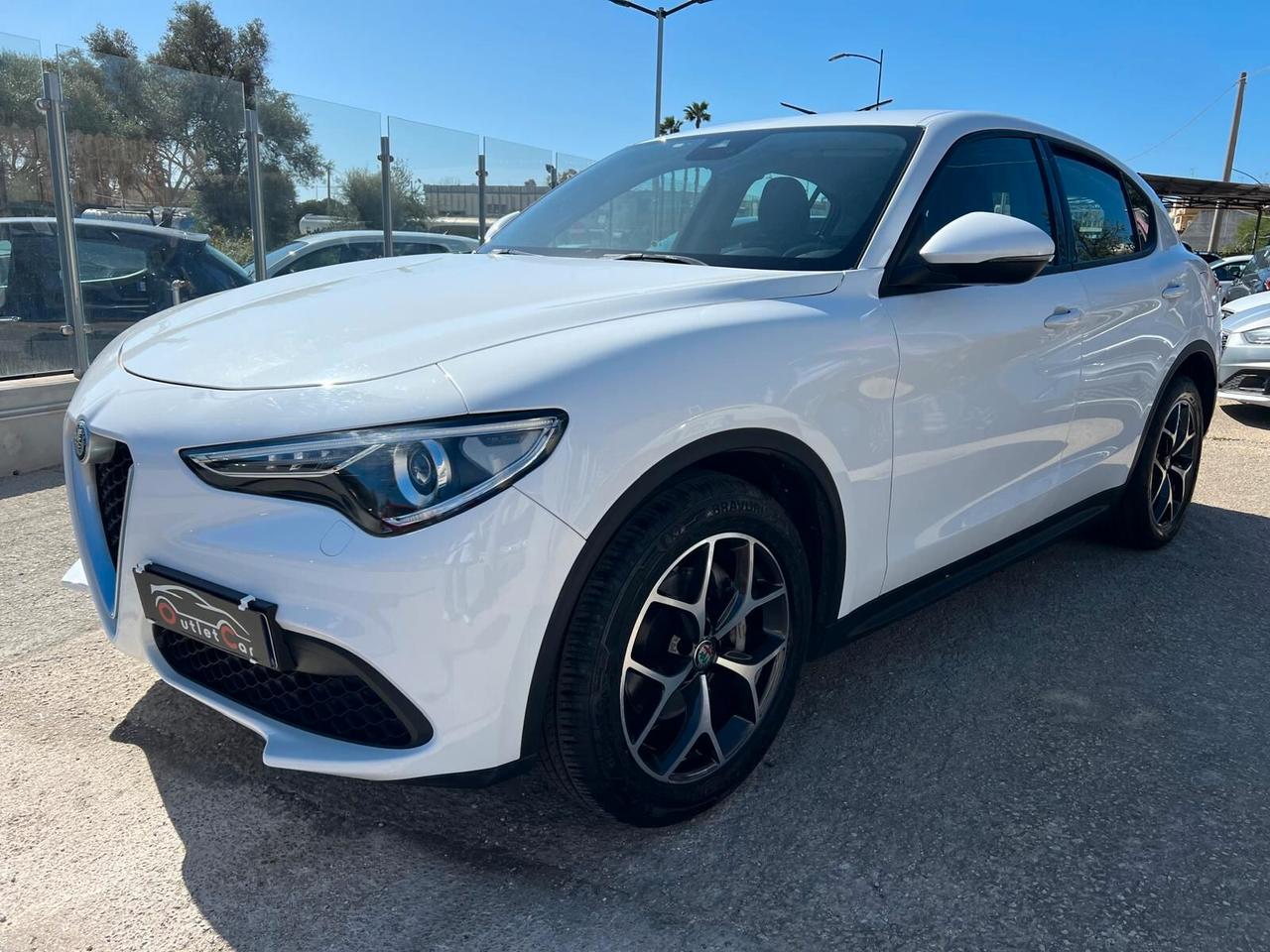 Alfa Romeo Stelvio 2.2 Turbodiesel 160 CV AT8 RWD Business