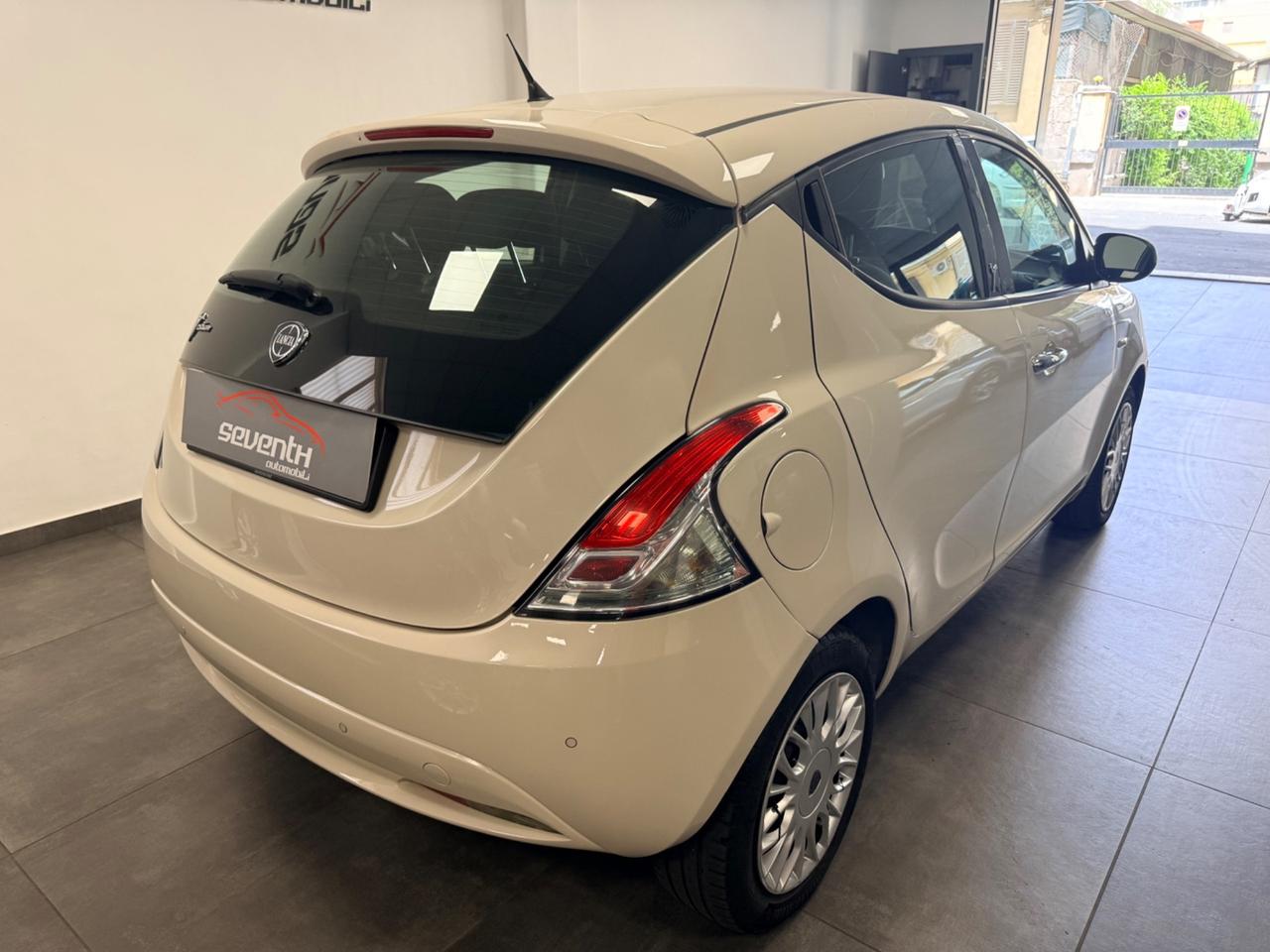 Lancia Ypsilon 1.3 MJT 16V 95 CV 5 porte S&S Gold