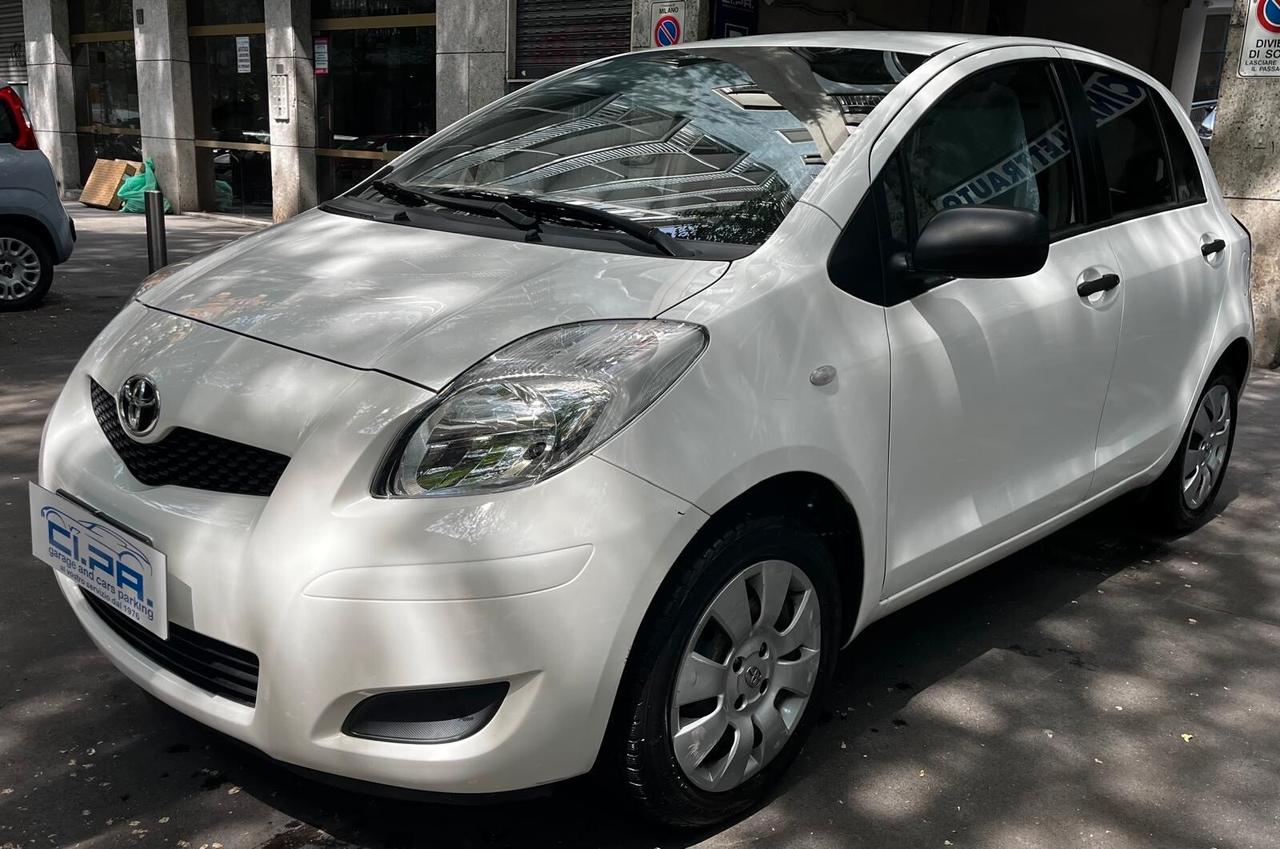 Toyota Yaris 1.0 3 porte
