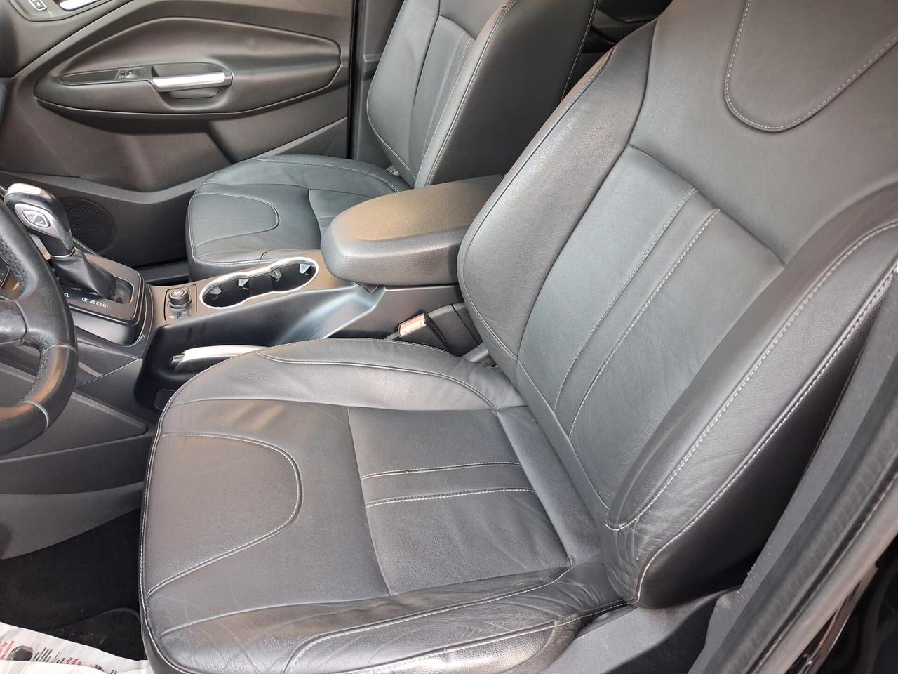 Ford Kuga 2.0 TDCI 140CV 4WD 4x4 Powershift Titanium