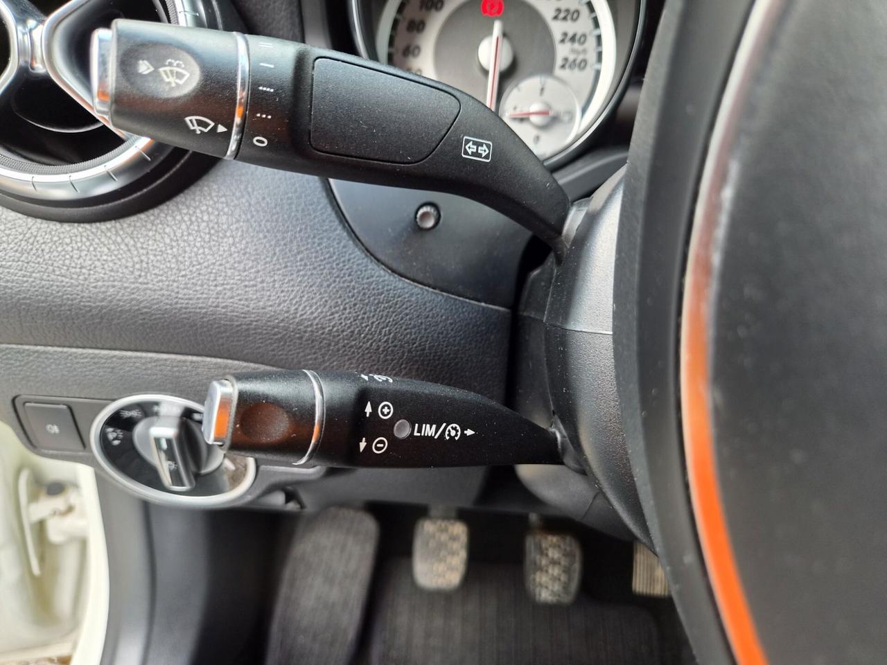 Mercedes-benz CLA 200 CDI Premium MANUALE