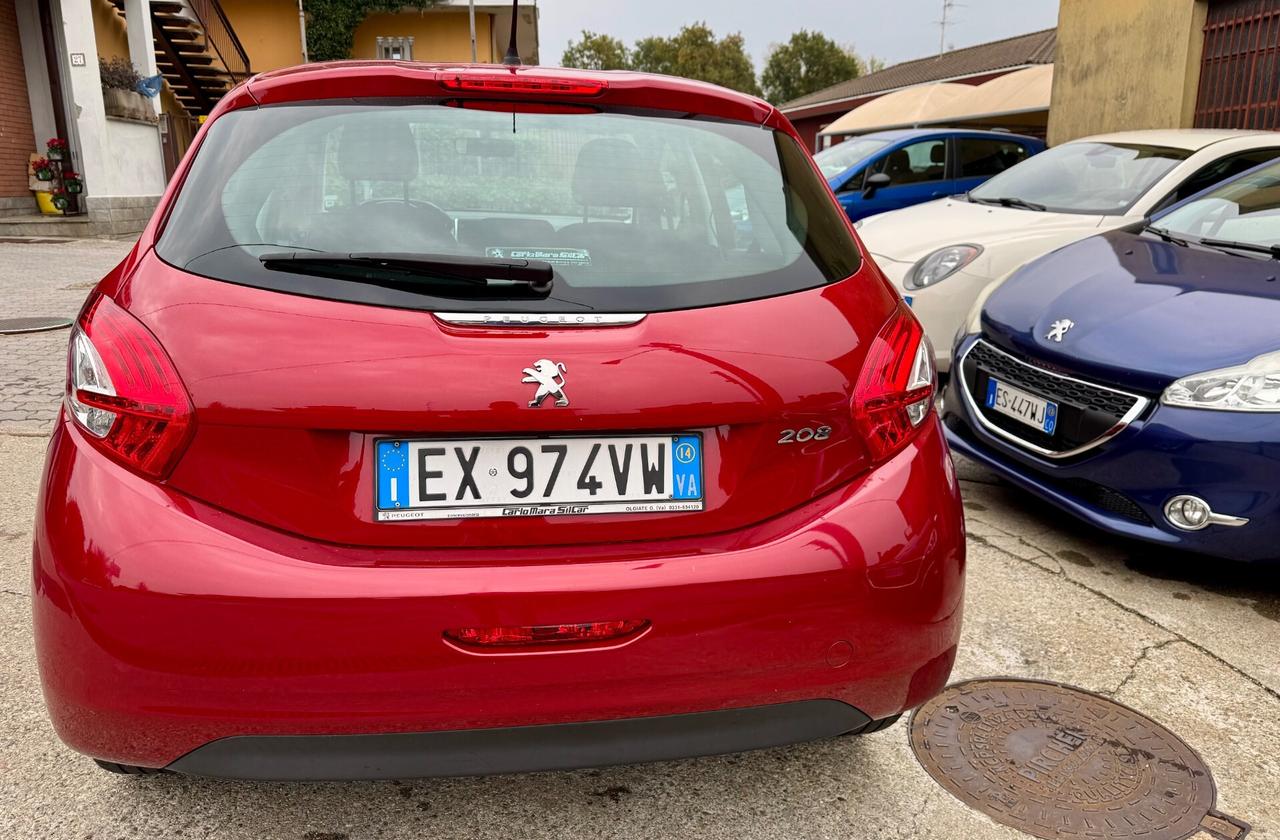 Peugeot 208 1.4 HDi 68 CV 5 porte Allure