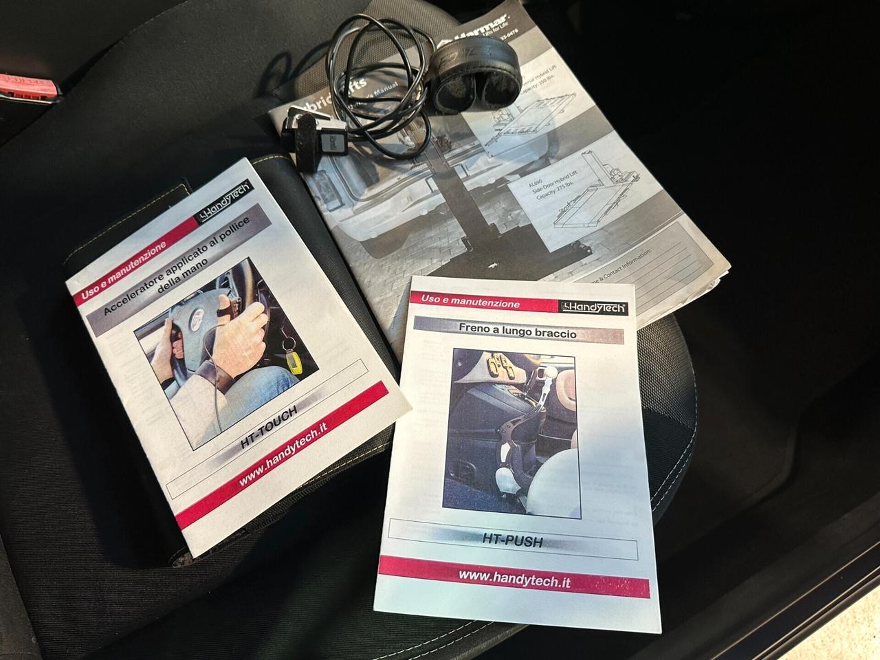 Kangoo 1.2 TCe - TRASPORTO E GUIDA DISABILI