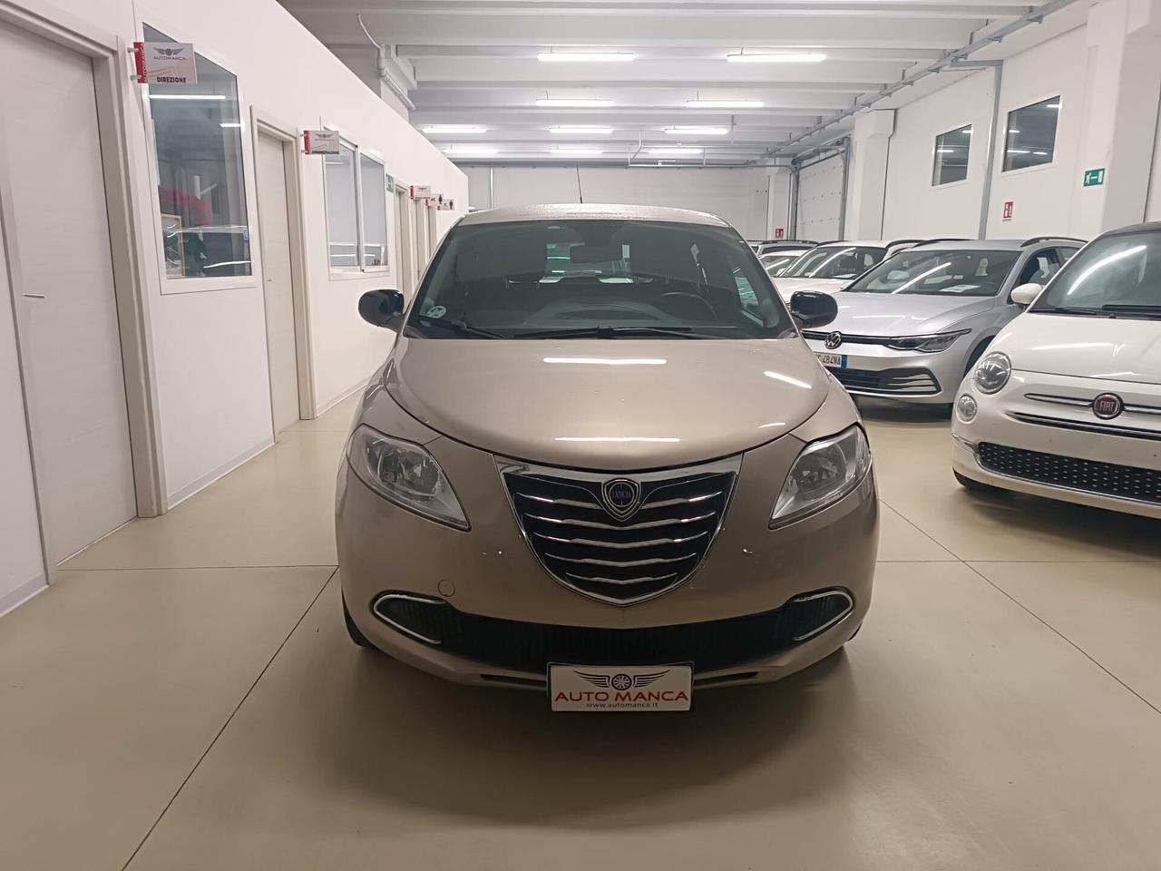 Lancia Ypsilon 1.2 69 CV 5 porte Gold