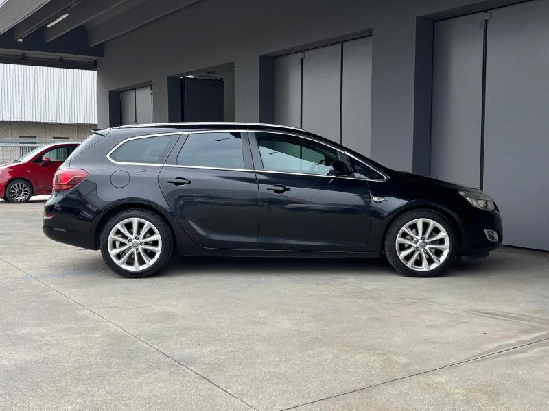 Opel Astra Sports Tourer 1.7 cdti Cosmo 110cv
