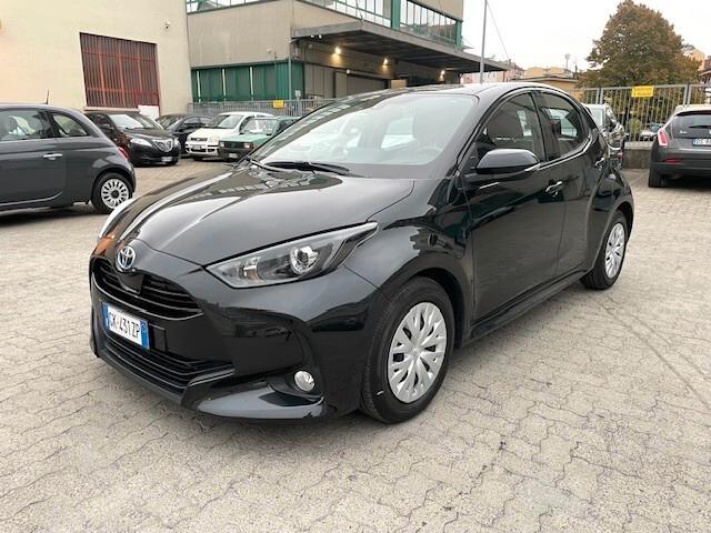 Toyota Yaris 1.5 Hybrid 5 porte Business km 28.000 Prezzo vero!!!!!