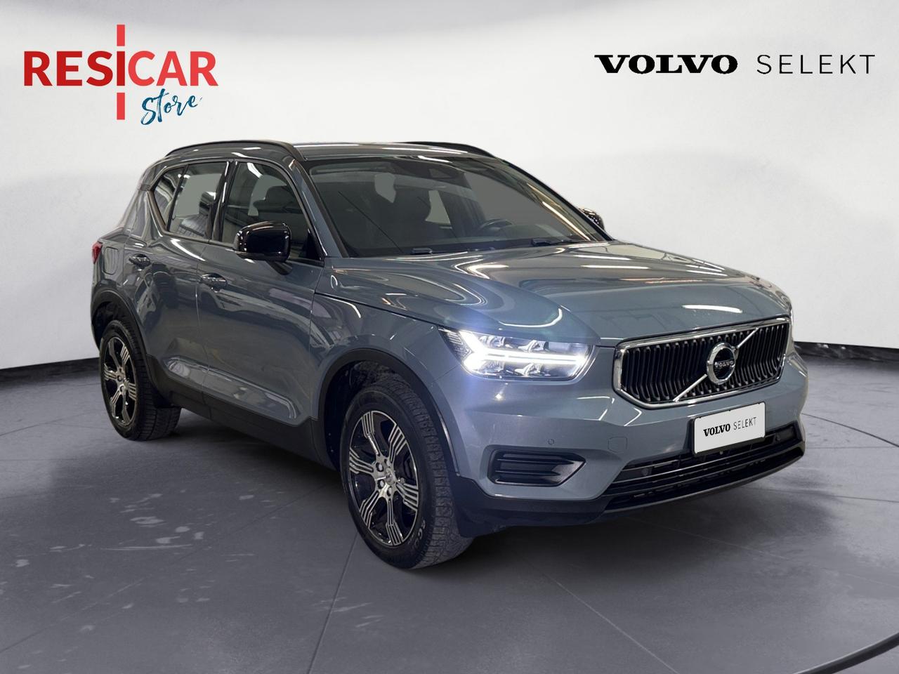 VOLVO XC40 2.0 d3 Momentum Core auto