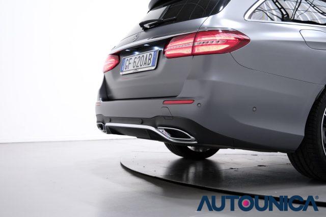 MERCEDES-BENZ E 220 D S.W. AUTOMATICA PREMIUM PLUS OPACA