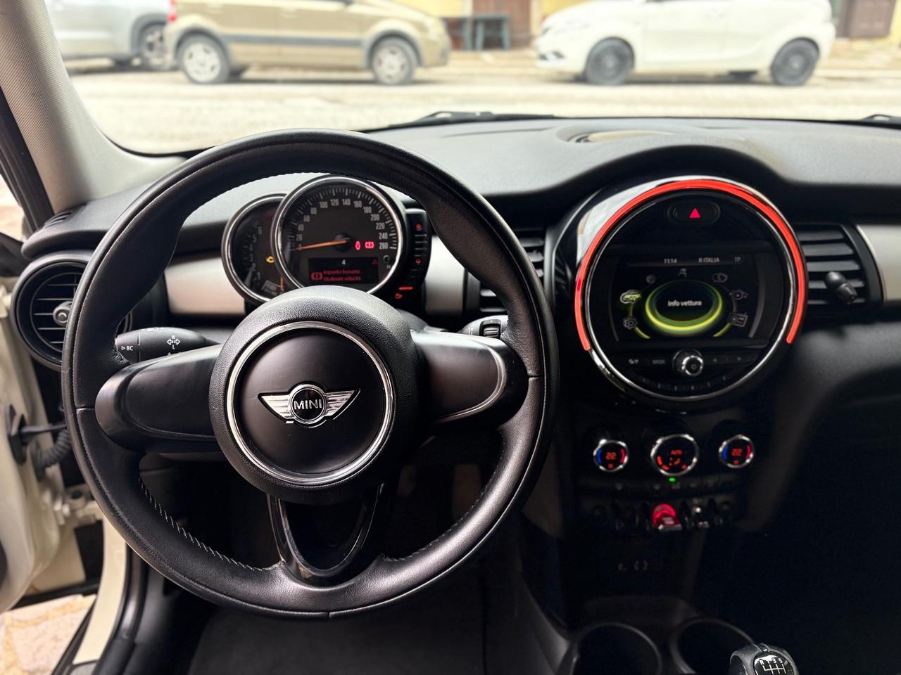 Mini One 1.2 75 CV 5PORTE DA NEOPATENTATI RING LED