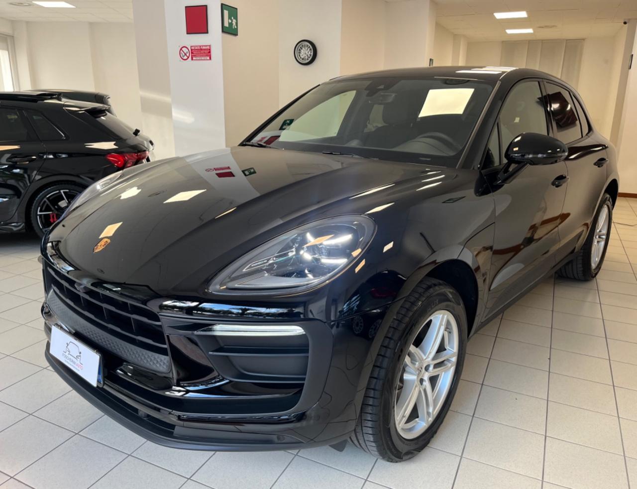 Porsche Macan 2.0 265cv 5000km My23' IVA ESPOSTA