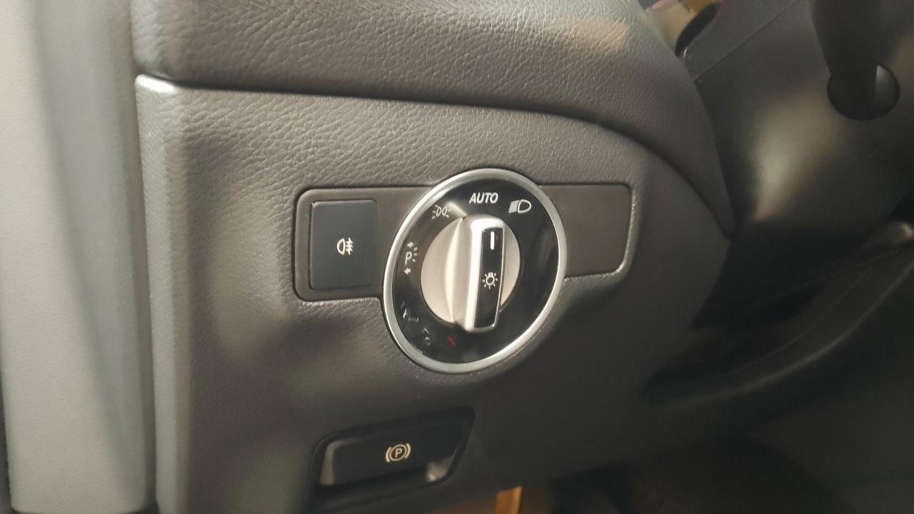 Mercedes-benz GLA 180 Premium 85milakm 2020