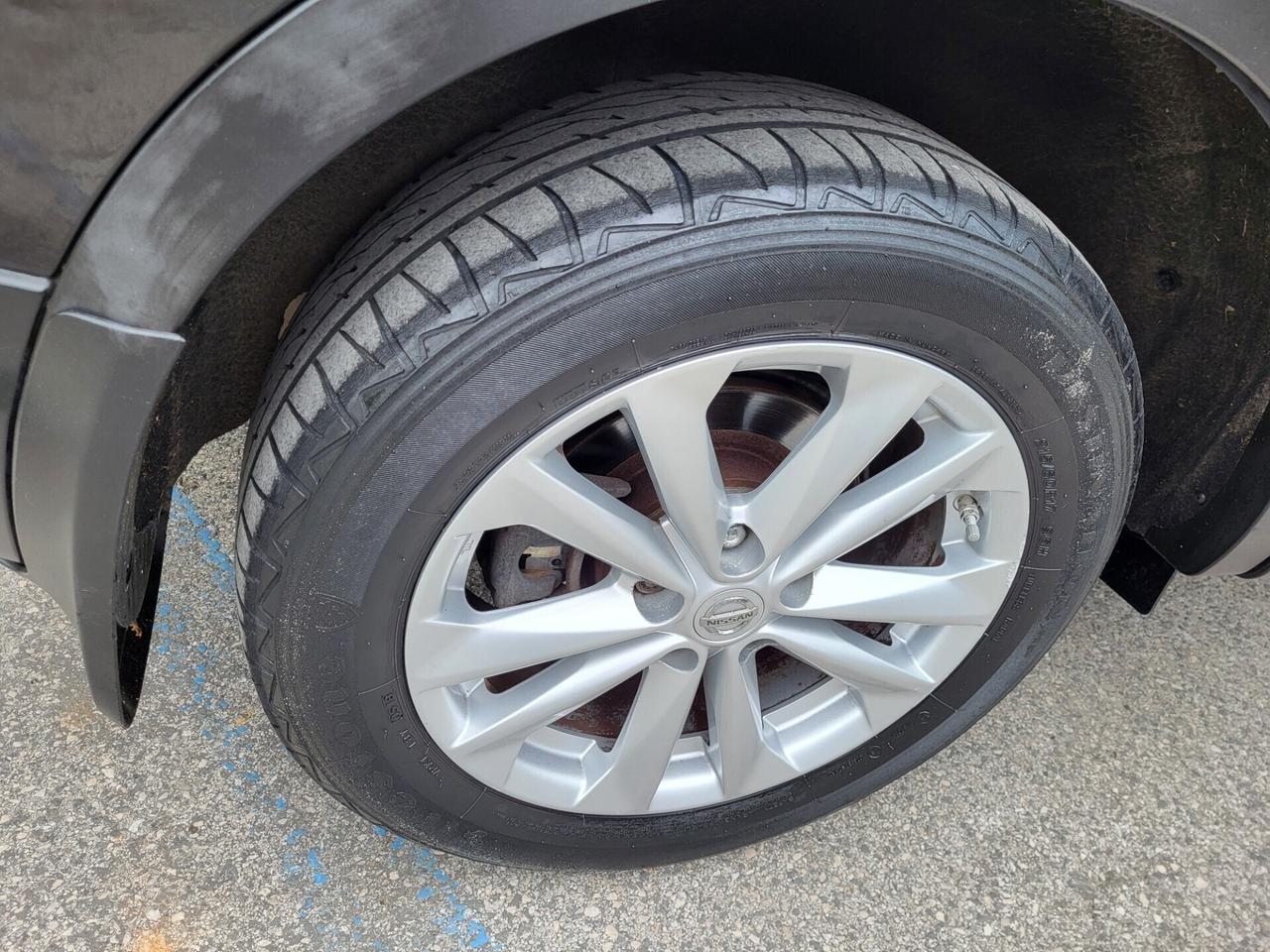 Nissan Qashqai 1,6 dCi-NAVI-TELECAMERA-3 REVISIONI