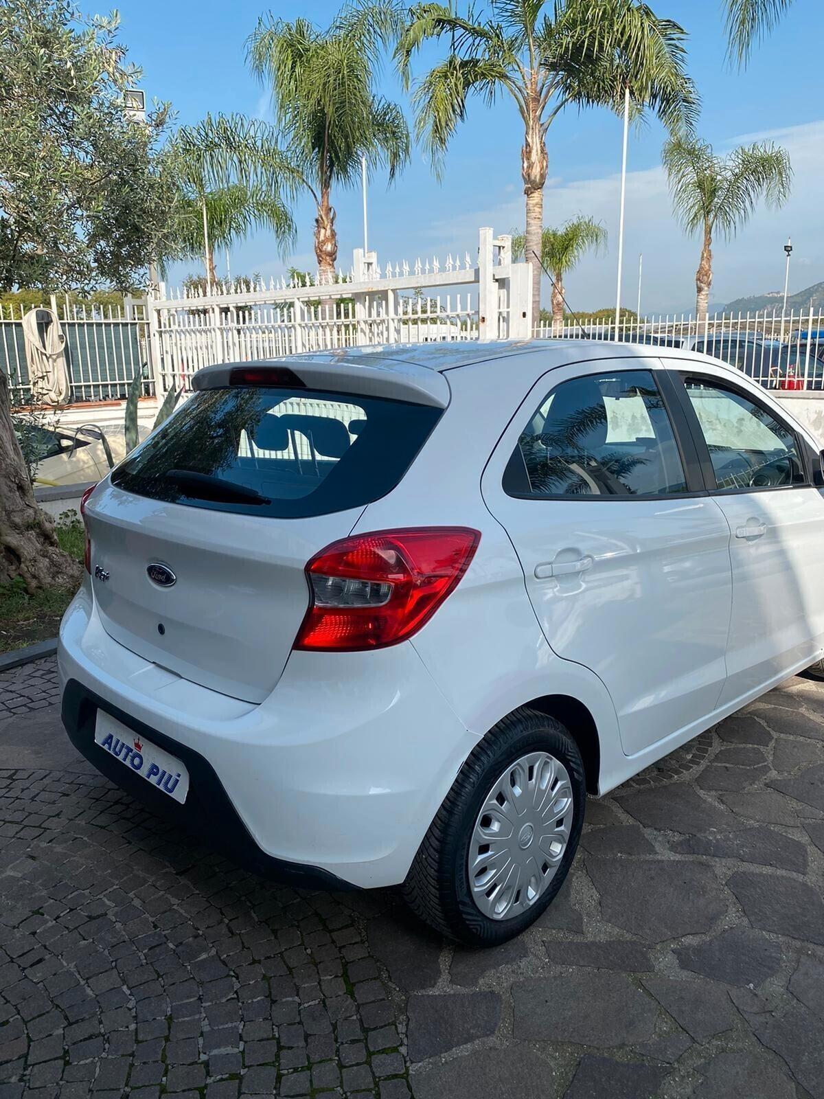 Ford Ka 70 CV 5 PORTE NEOPATENTATI