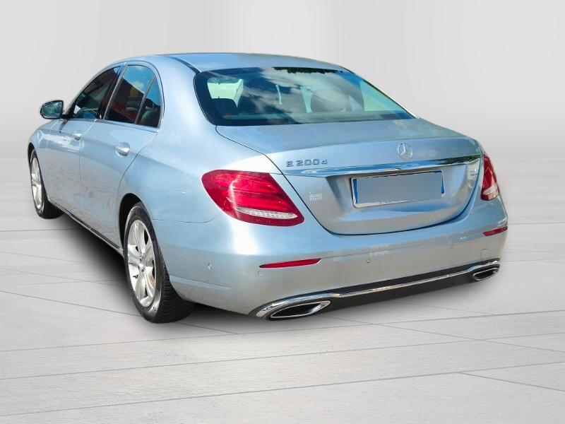 MERCEDES Classe E (W/S213) E 200 d Auto Execu...