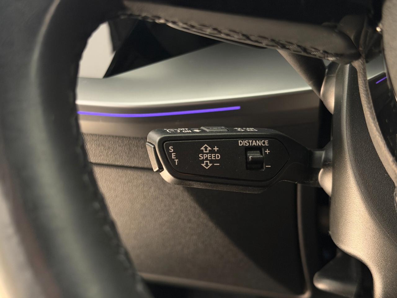 AUDI A3 S-Tronic S-Line 1.0cc 110Cv Automatica