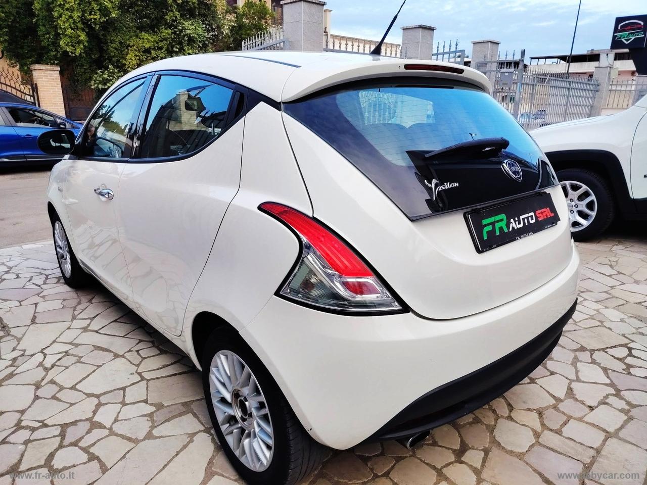 LANCIA Ypsilon 1.3 MJT 95 CV 5p. S&S Silver