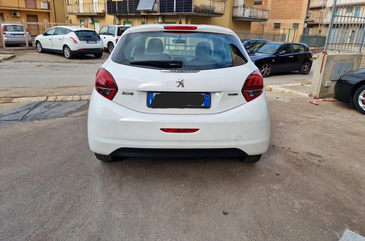 Peugeot 208 BlueHDi 75 5 porte Allure