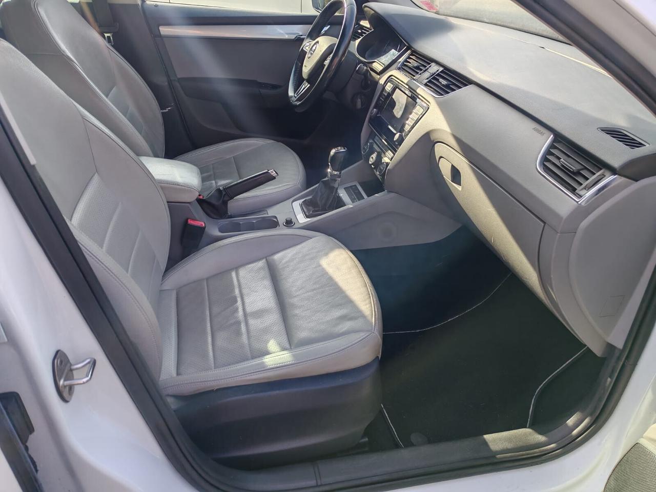 Skoda Octavia 1.0 TSI Wagon Executive