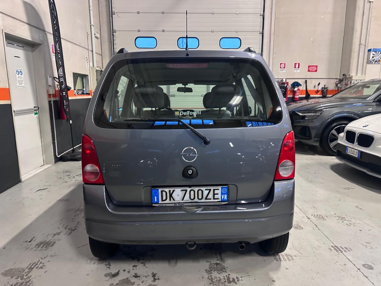 Opel Agila 1.0 12V Club