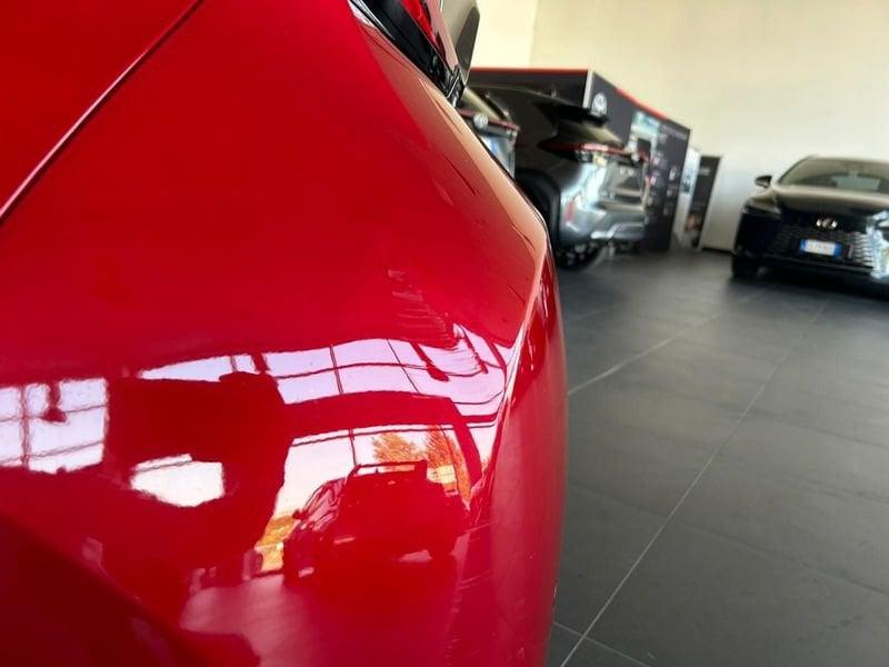 Toyota Yaris Hybrid Lounge MY22