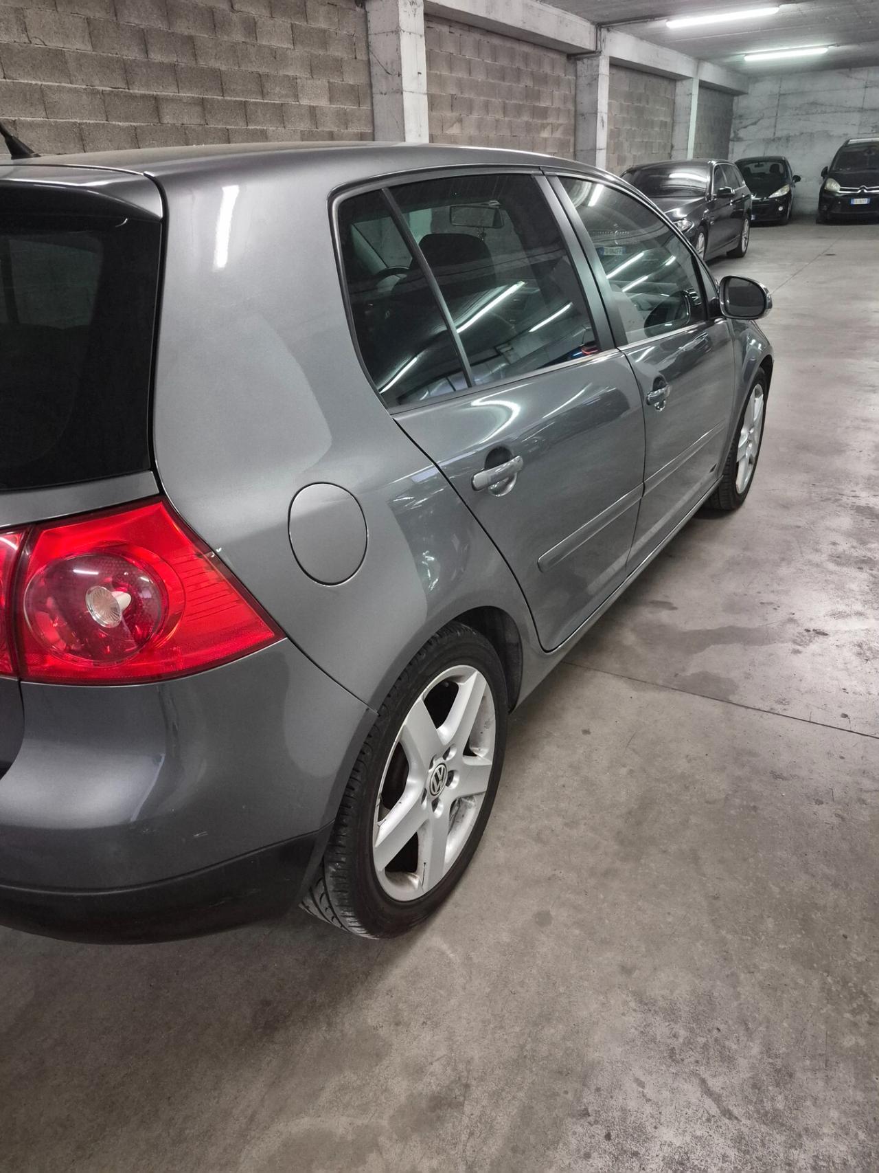 Volkswagen Golf 1.9 TDI DPF 5p. GT Sport