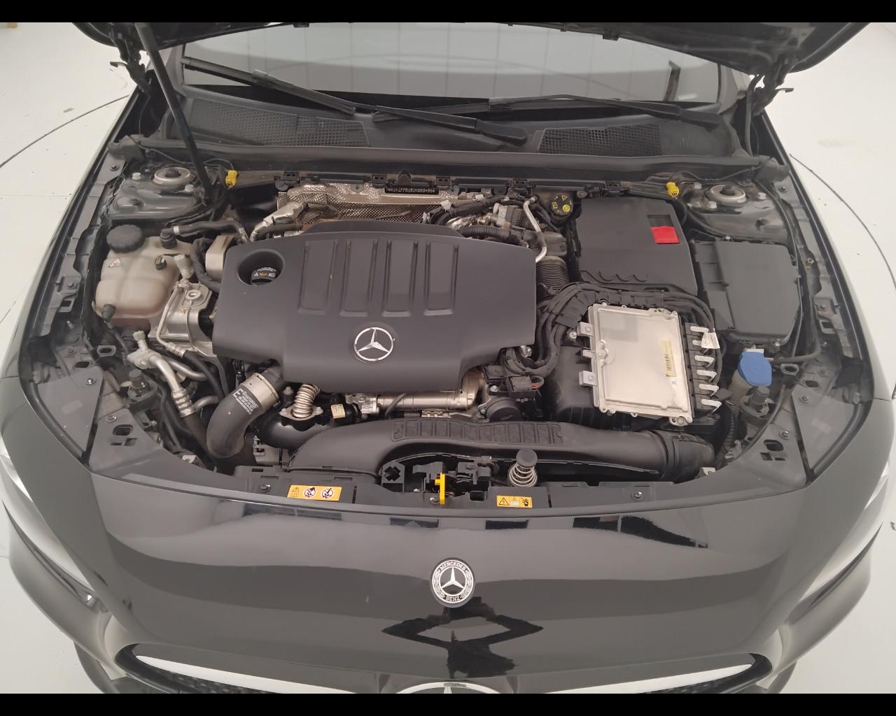 Mercedes-Benz Classe A - W177 2018 - A 180 d Sport auto