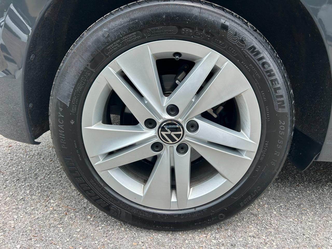 " UNA BOMBA " Volkswagen Golf 1.5 TGI DSG Life