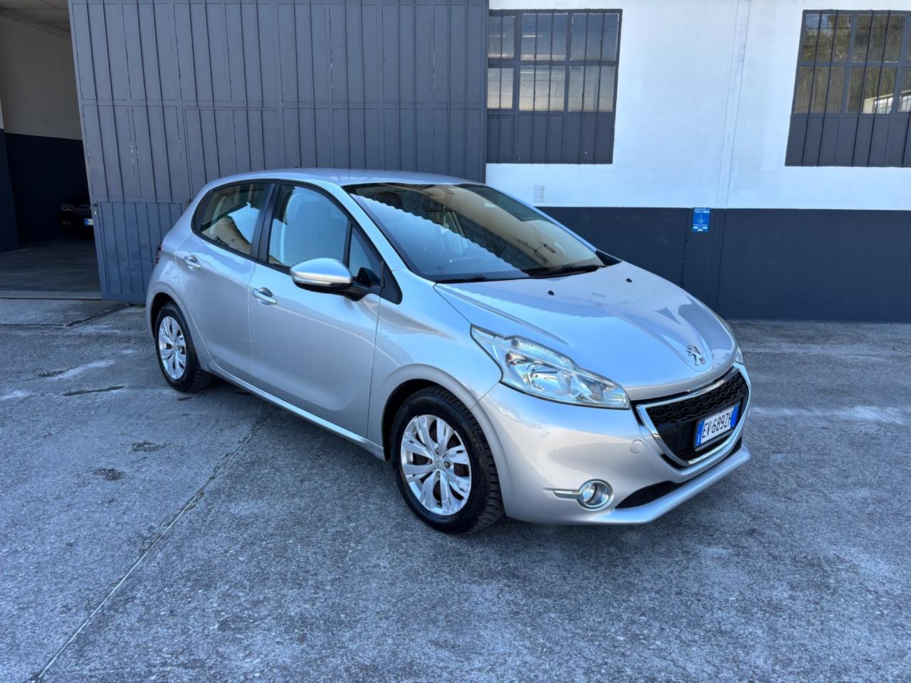 Peugeot 208 1.4 HDi. Neopatentati.Garanzia 12mesi