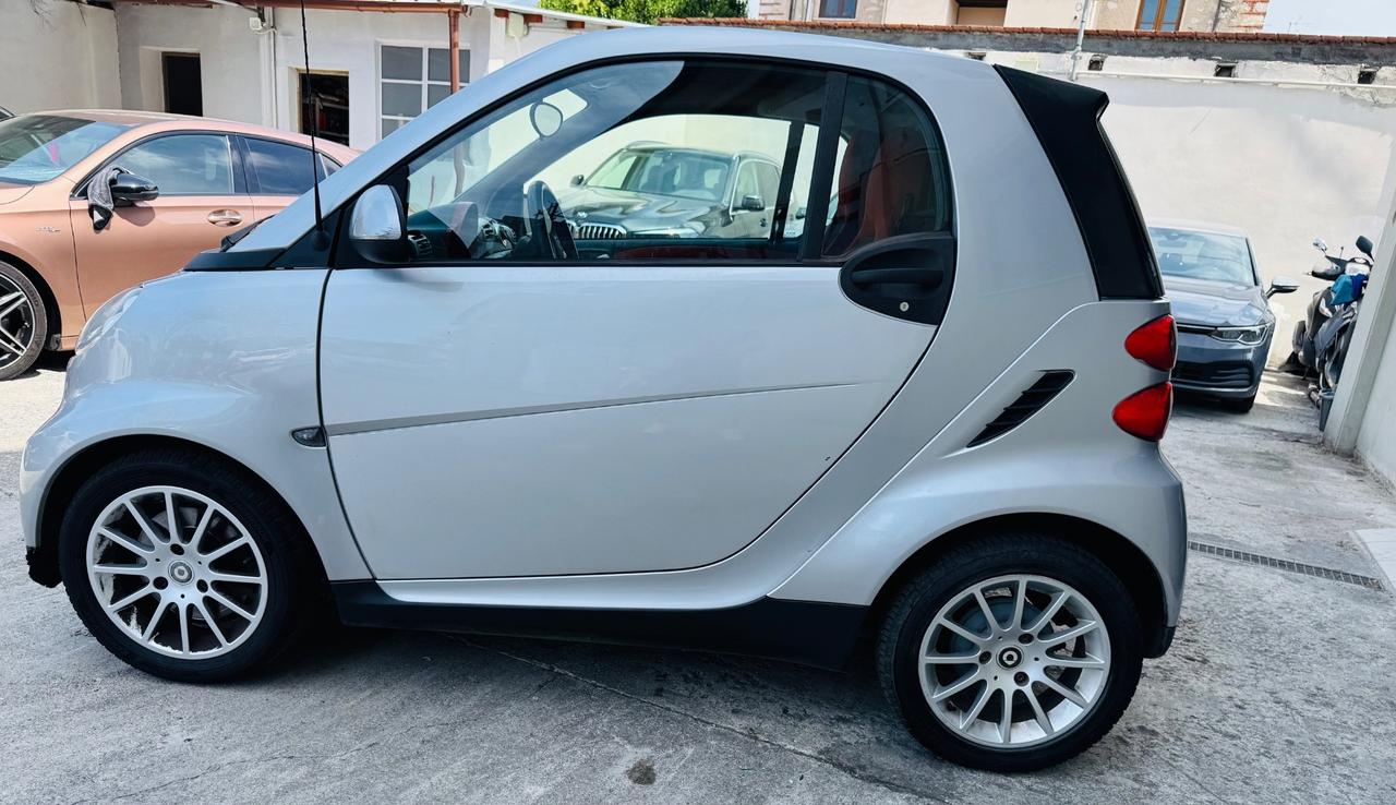 Smart ForTwo 1000 52 kW coupé Limited TWO