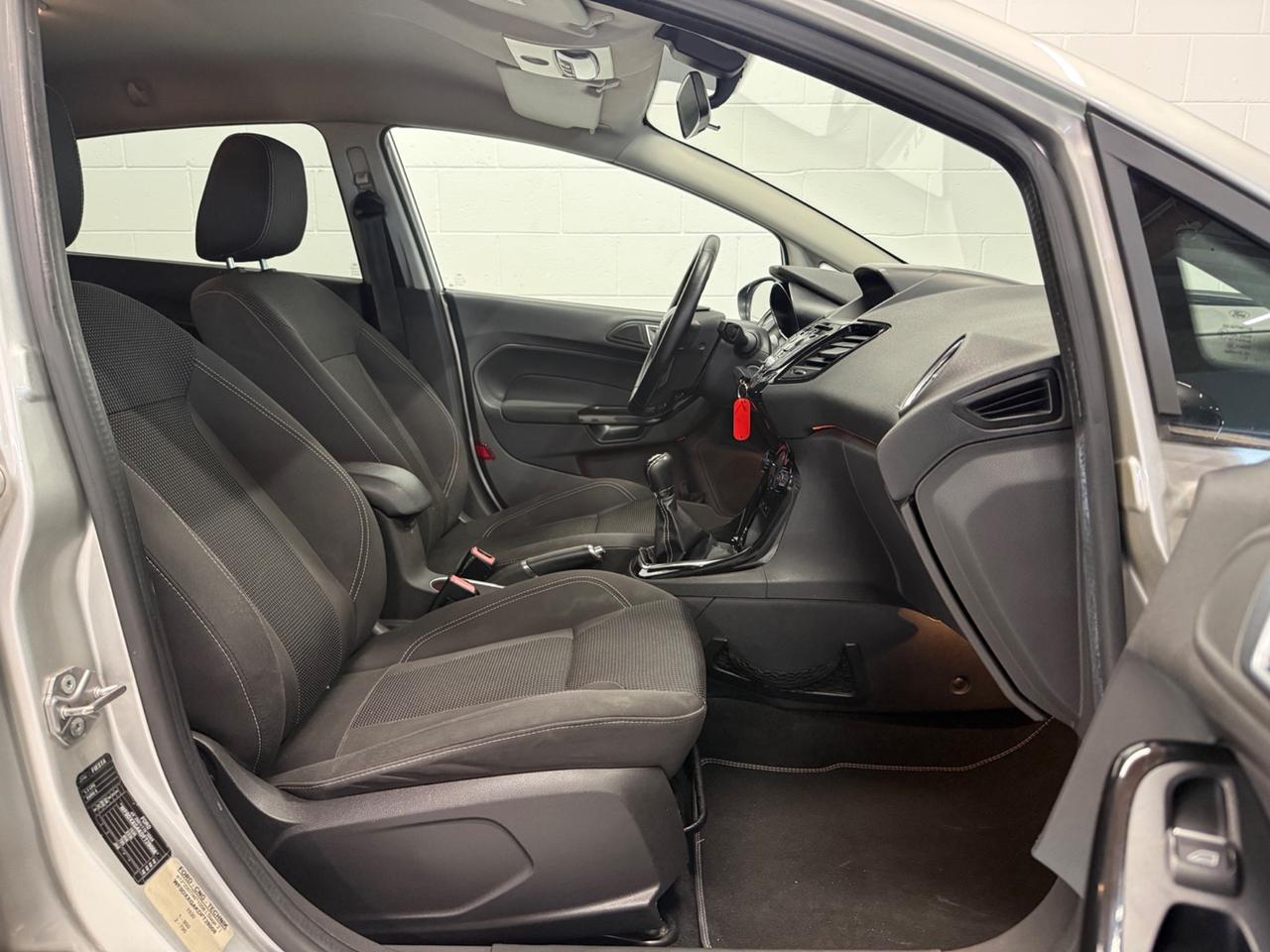 Ford Fiesta 1.4 5p. Bz.- GPL Titanium