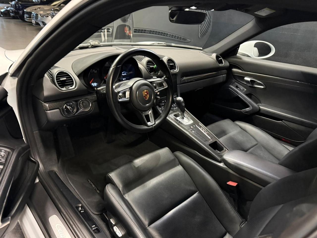 Porsche 718 Cayman 2.0