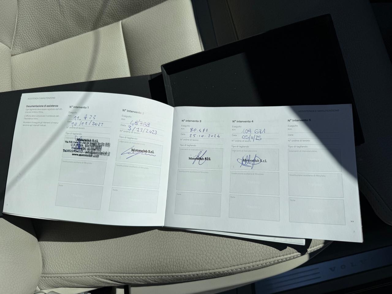 Volvo XC90 B5 (d) AWD automatico 7 posti