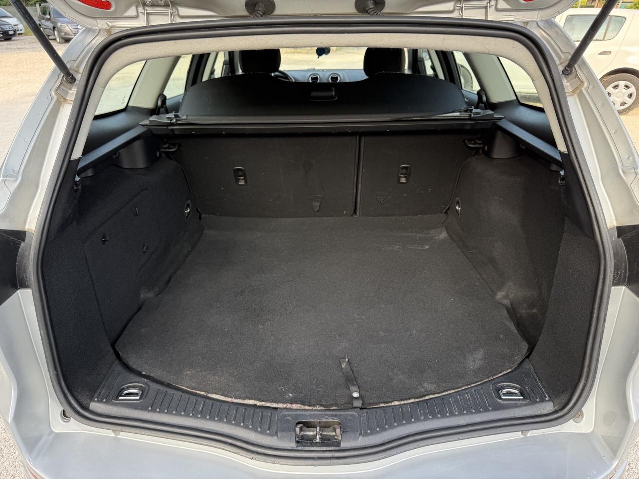 Ford Mondeo 1.8 TDCI UNICO PROP