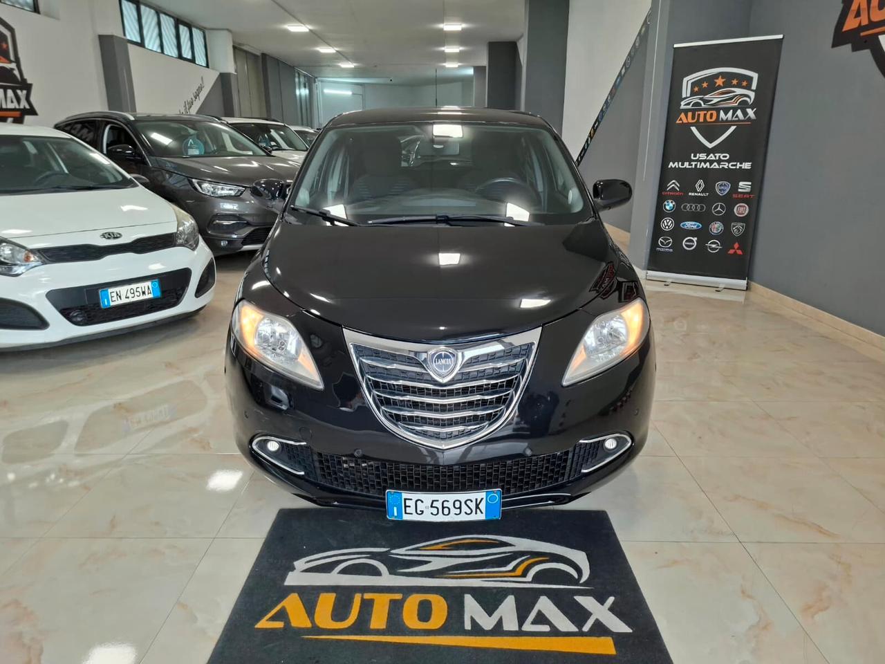 Lancia Ypsilon 0.9 t.air 85cv Platinum 2011