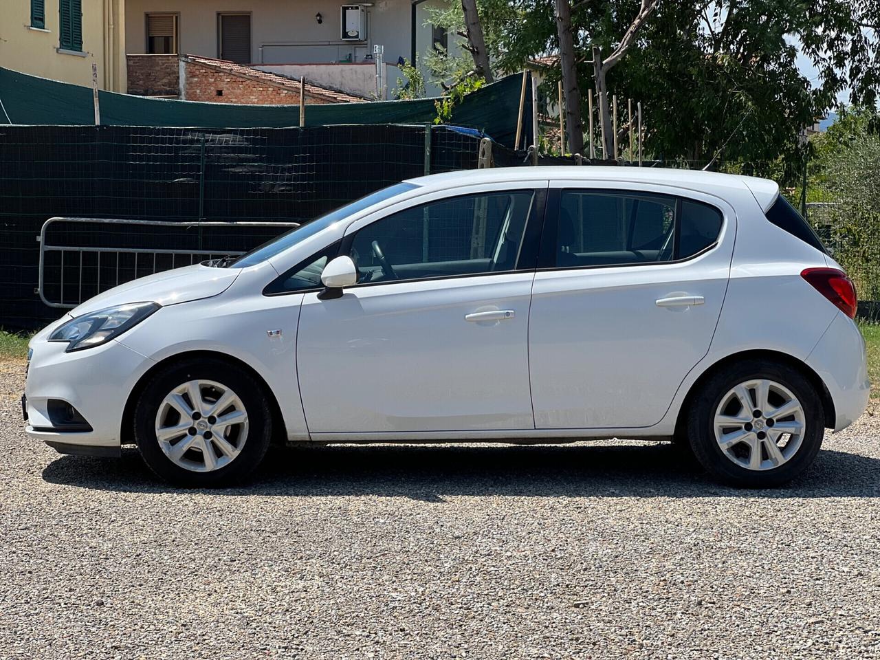 Opel Corsa 1.2 Benzina-Gpl
