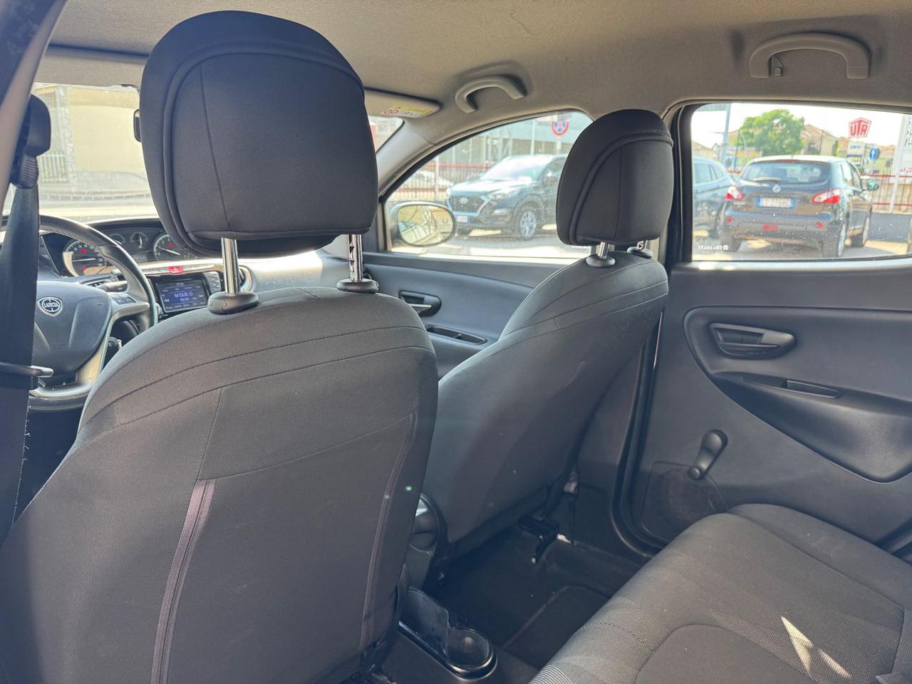 Lancia Ypsilon Gold 1.2 LPG #11723