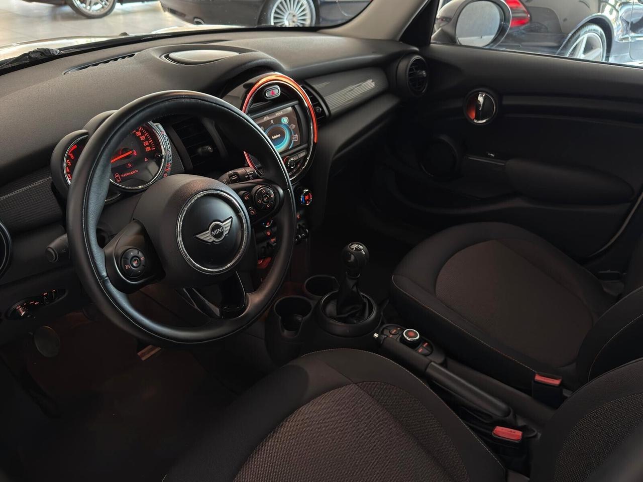 Mini 1.5 Cooper D Business XL