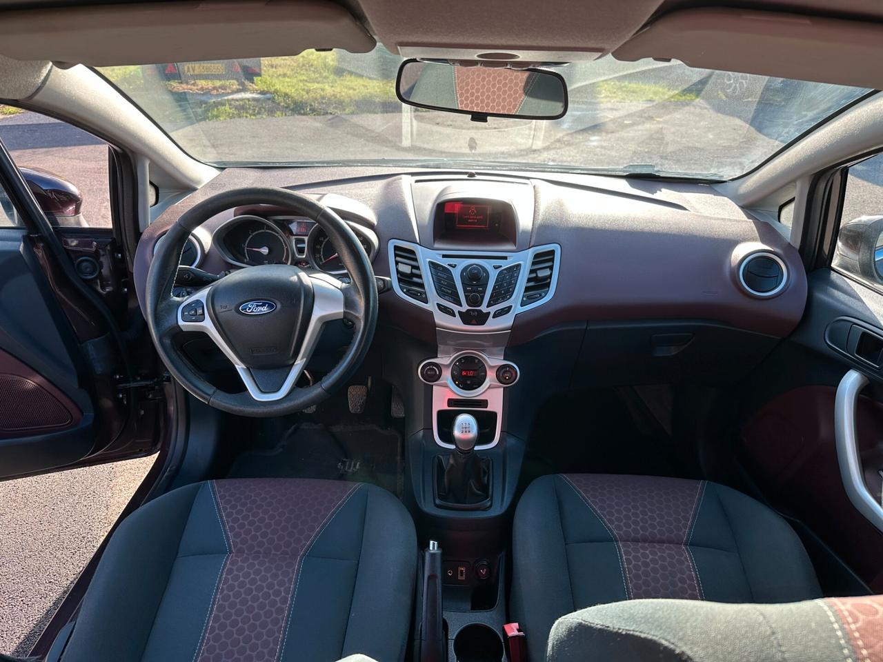 Ford Fiesta 1.4 TDCi 5p. Titanium