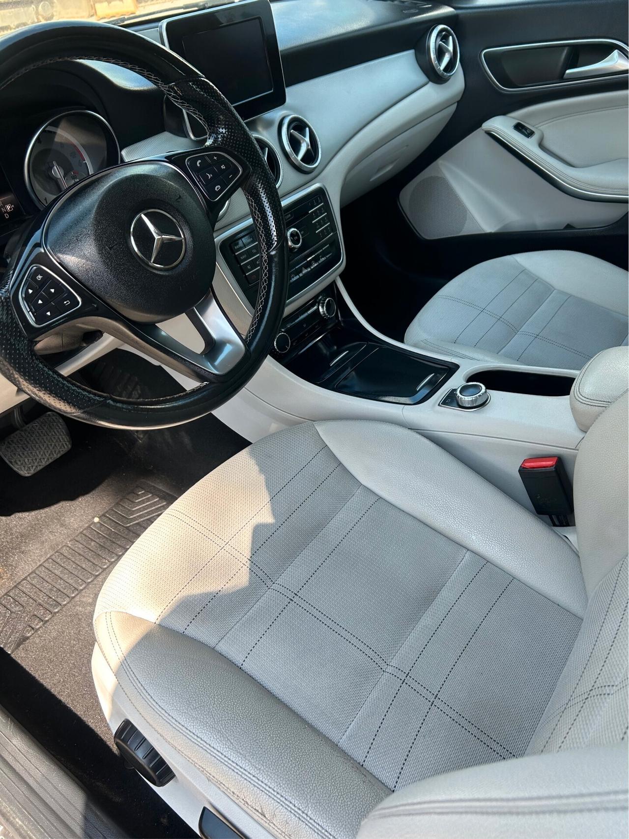 Mercedes-benz CLA 200 CDI S.W. Automatic Premium