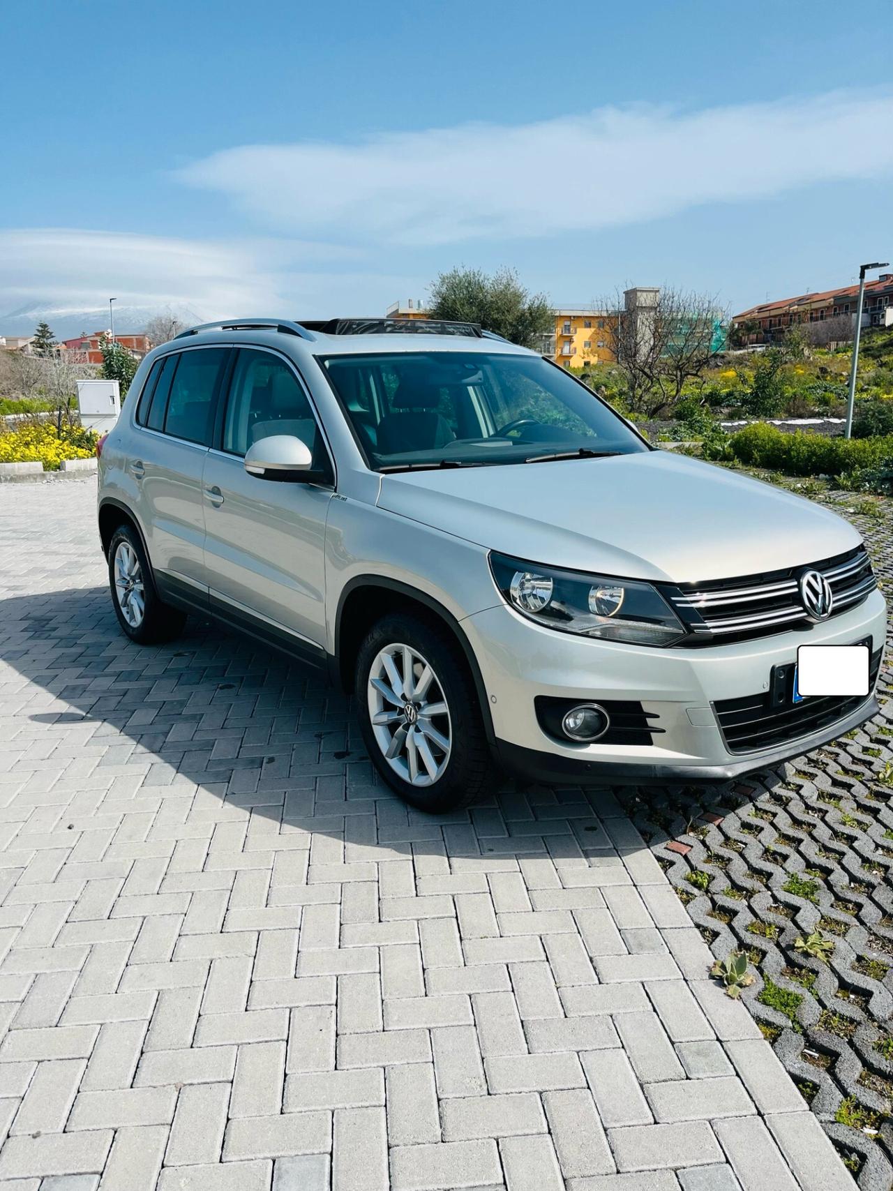 Volkswagen TIGUAN 2.0TDI FULL TETTO APRIBILE CHIAMA